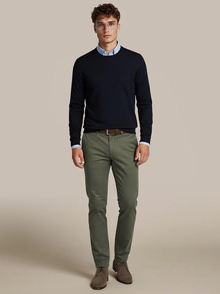 Steppin' Out Cashmere V-Neck Pullover Navy