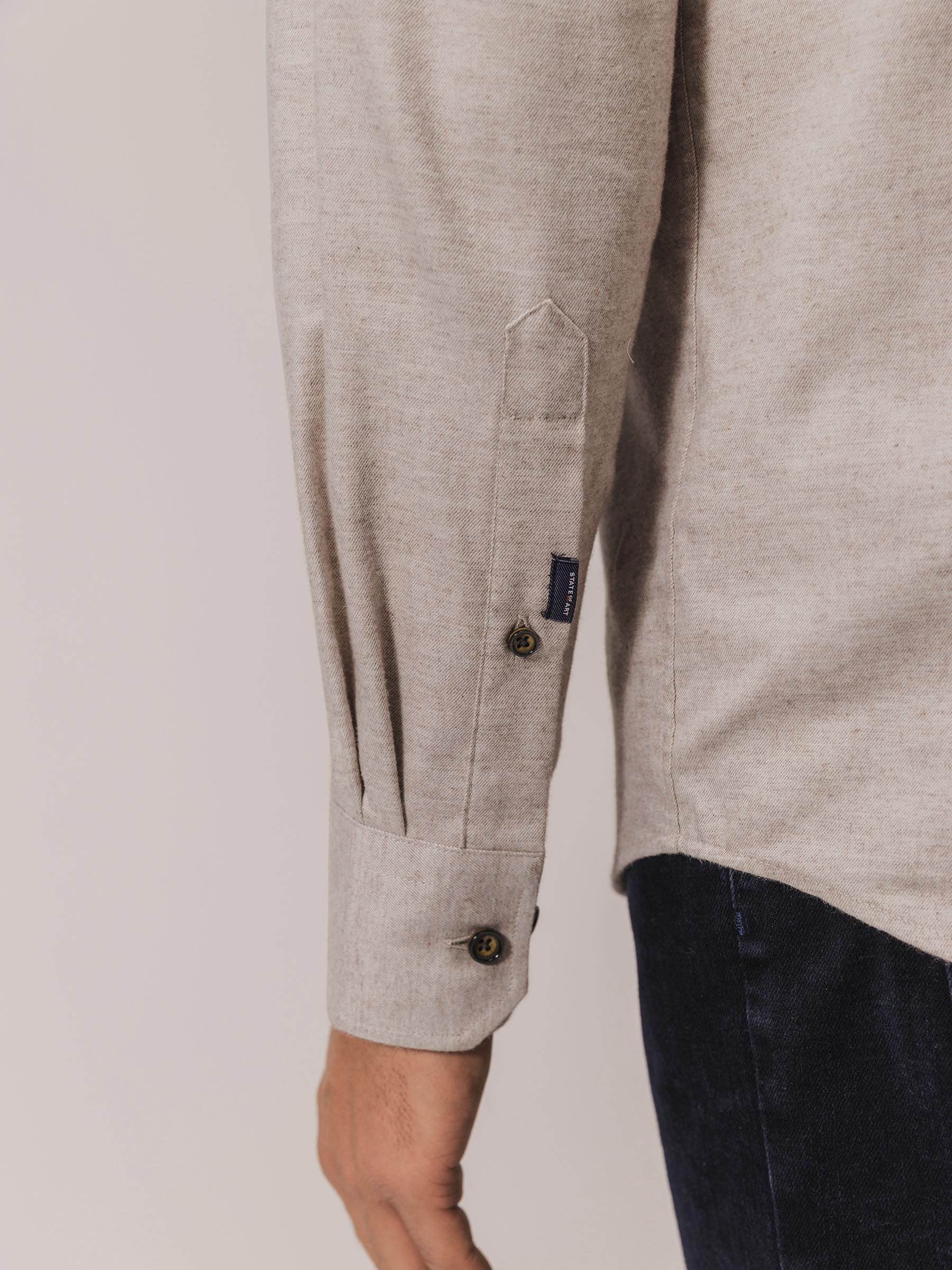 State of Art Chemise Heavy Twill Beige Model / Detail