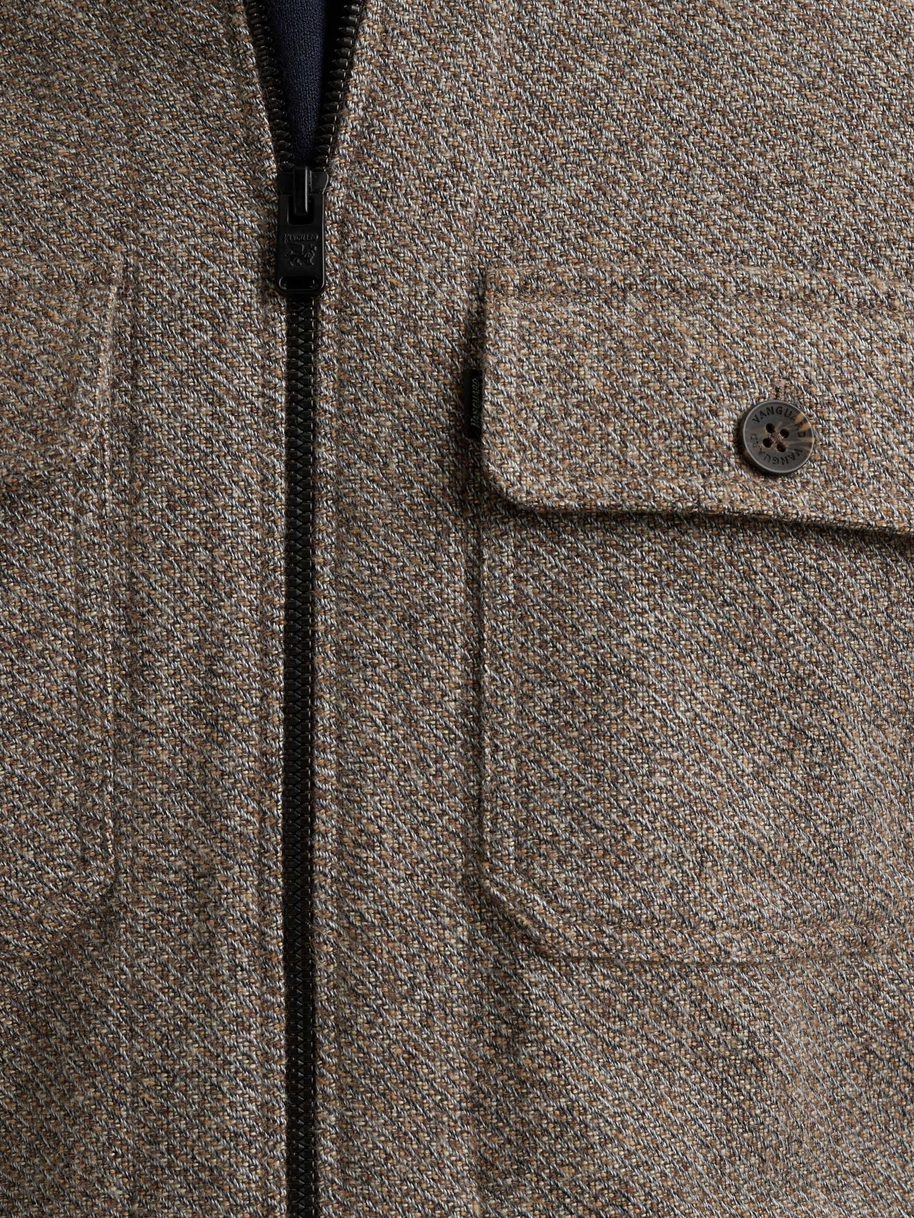 Surchemise Vanguard Brushed Taupe Model / Detail