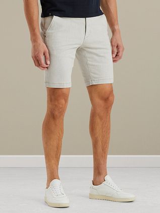 Vanguard V9 Chino Short Ecru