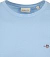 Gant t-skjorte Shield Logo i lyseblå Product / Detail