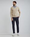 Steppin' Out Sweter z kaszmiru z dekoltem w serek w kolorze ecru Model / Voorkant