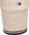 Maglione Tommy Hilfiger con logo e bordi a contrasto Greige Product / Detail
