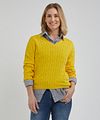 Steppin' Out Women's V-Neck Cable Pullover Yellow Model / Voorkant