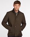 Barbour pikowana kurtka Powell w kolorze oliwkowym Model / Voorkant