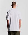 Lyle & Scott Piké Vit Model / Achterkant