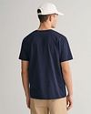 GANT T-Shirt Shield Logo granatowy Model / Voorkant