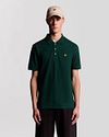 Lyle and Scott Polo Dark Green Model / Voorkant