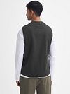 Barbour Fodera Bedale verde oliva Model / Achterkant
