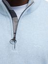 Barbour Half Zip Trui Lichtblauw Model / Detail