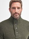 Maglione in lana Barbour con patch verde Model / Voorkant