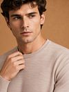 KING Essentials The John Pullover Merino Greige Model / Detail