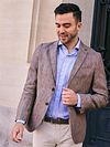 Suitable Blazer Linen Twill Brown Model / Voorkant