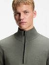 Sweter BOSS Kanobix Half Zip w kolorze zielonym Model / Detail