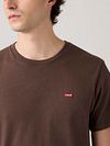 Levi's T Shirt Original Brown Model / Detail