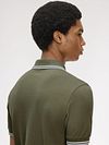 Fred Perry Polo Twin Tipped M3600 Grön 87B Model / Achterkant