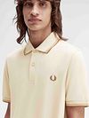 Fred Perry Polo Twin Tipped M3600 Beige Model / Detail