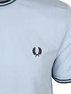 Fred Perry M1588 Twin Tipped T-shirt Licht blauw Product / Detail