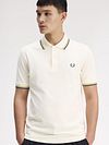 Fred Perry Twin Tipped M3600 Polo Ecru Model / Voorkant