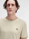 Fred Perry Twin Tipped T Shirt Beige Z53 Model / Detail