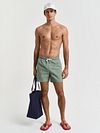 Costume da bagno GANT regular fit in nylon riciclato verde Model / Voorkant