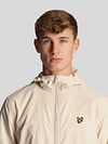 Giacca con zip Lyle & Scott beige Model / Detail