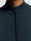 Gilet No Excess blu navy Model / Detail