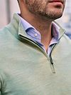 Suitable Merino Half Zip Sweater Light Green Model / Detail