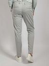 Pantaloni in jersey Suitable Dace grigio nebbia Model / Achterkant