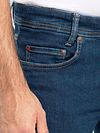 Jeans MAC Macflexx Deep Blue Stonewash Model / Detail