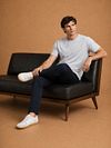 KING Essentials The Shawn T-Shirt Gris Model / Voorkant