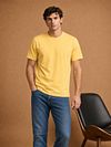 King Essentials The Steve T-Shirt Geel Model / Voorkant