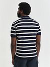 Koszulka polo GANT w granatowo-białe paski Model / Achterkant