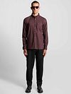 Lyle & Scott Skjorte Almindelig Oxford Bordeaux Model / Voorkant