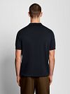 Lyle & Scott Stickad Piké Marinblå Model / Achterkant