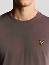 Lyle and Scott T Shirt Espresso Model / Detail