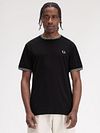 Fred Perry M1588 Twin Tipped T-shirt Zwart Model / Voorkant
