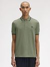 Fred Perry Polo Tipped M3600 Grön Z50 Model / Voorkant
