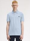Fred Perry Polo M6000 Light Blue Model / Voorkant