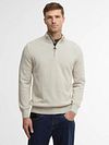 Barbour Pull Half Zip Greige Model / Voorkant