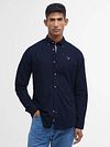 Barbour Oxtown Shirt Navy Model / Voorkant