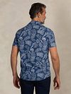 NZA Shirt Kurzarm Piqué Flower Print Blau Model / Achterkant