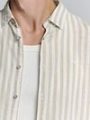 No Excess Overhemd Stripes Beige Model / Detail
