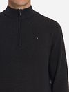 No Excess Half Zip Pull Marron Model / Detail