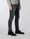 Jeansy No Excess 711 w kolorze szarego denimu Model / Zijkant