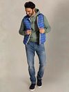 NZA Bodywarmer Puffer Blå Model / Voorkant