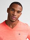 Camiseta Petrol Stingray en coral intenso Model / Detail