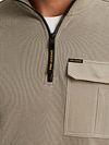 Sweter PME Legend Half Zip w kolorze khaki Model / Detail