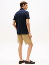 Polo Tommy Hilfiger Regular azul marino Model / Achterkant