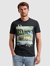 PME Legend Jersey Artwork T-Shirt Navy Model / Voorkant